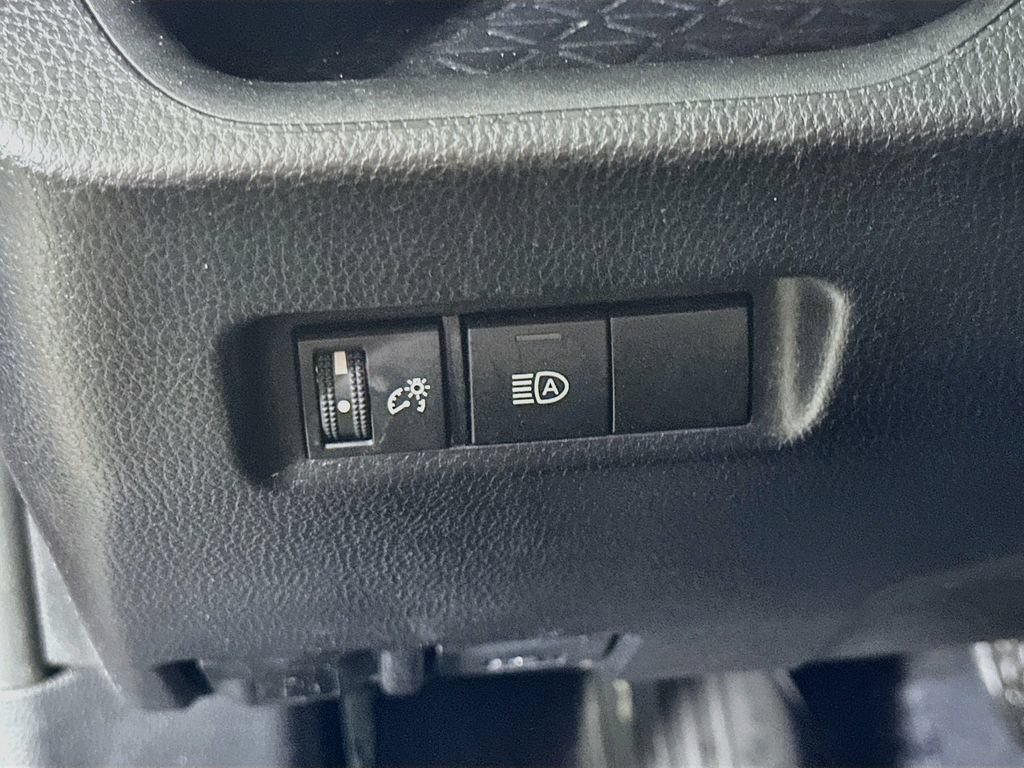 Used 2024 Toyota RAV4 LE FWD image 21