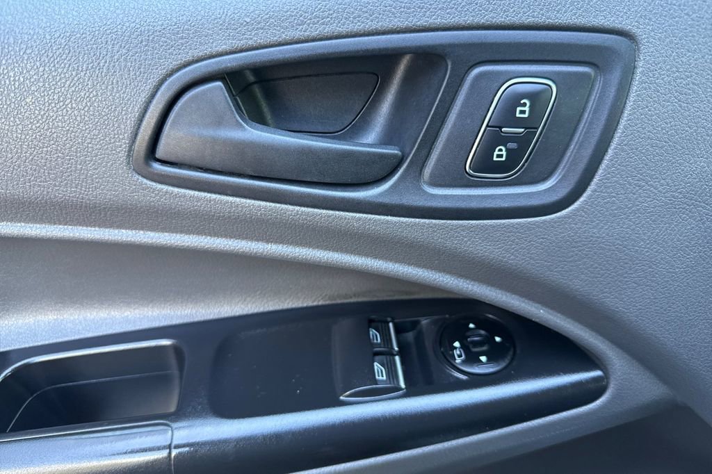 Used 2022 Ford Transit Connect XL w/ Trailer Tow Package image 5