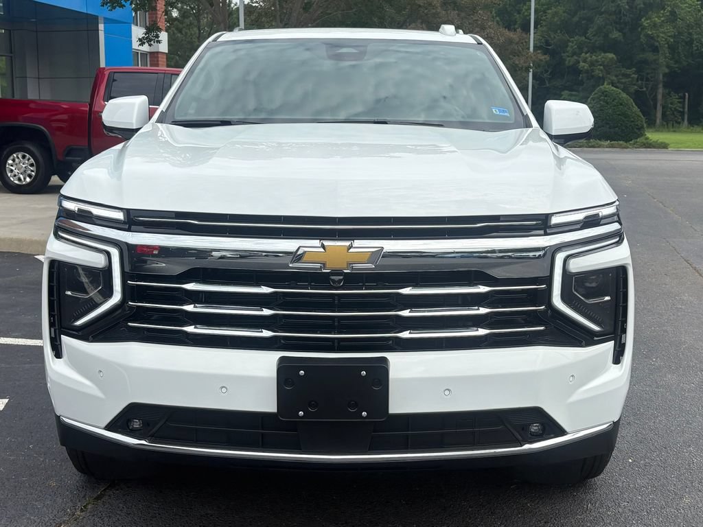 New 2026 Chevrolet Suburban LT w/ Comfort Package AWD/4WD image 3