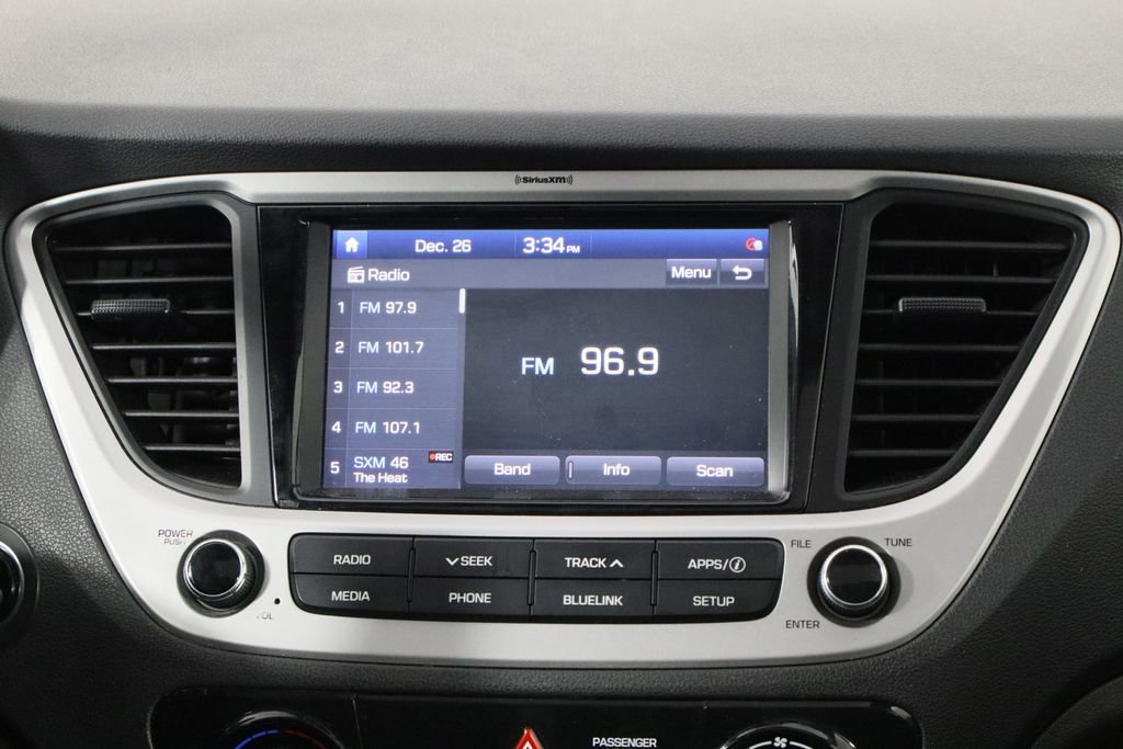 Used 2022 Hyundai Accent Limited image 28