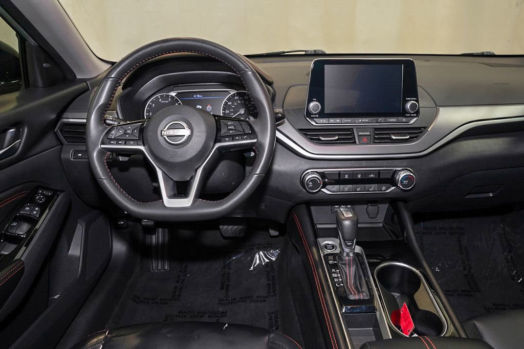 Certified 2023 Nissan Altima 2.5 SR FWD image 7