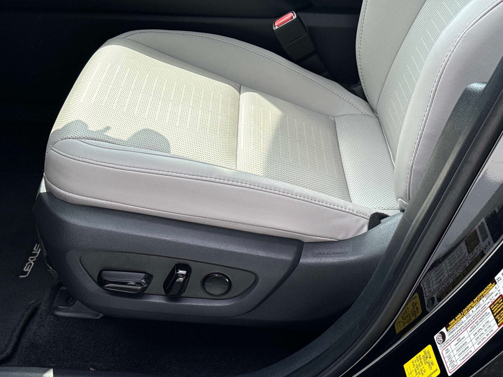 Certified 2025 Lexus TX 350 AWD w/ Technology Package image 23
