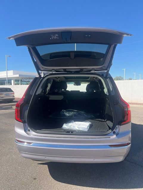 New 2026 Volvo XC90 B5 Plus w/ Protection Package image 25