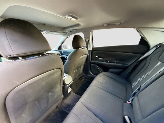 Used 2024 Hyundai Elantra SEL w/ Convenience Package FWD image 23