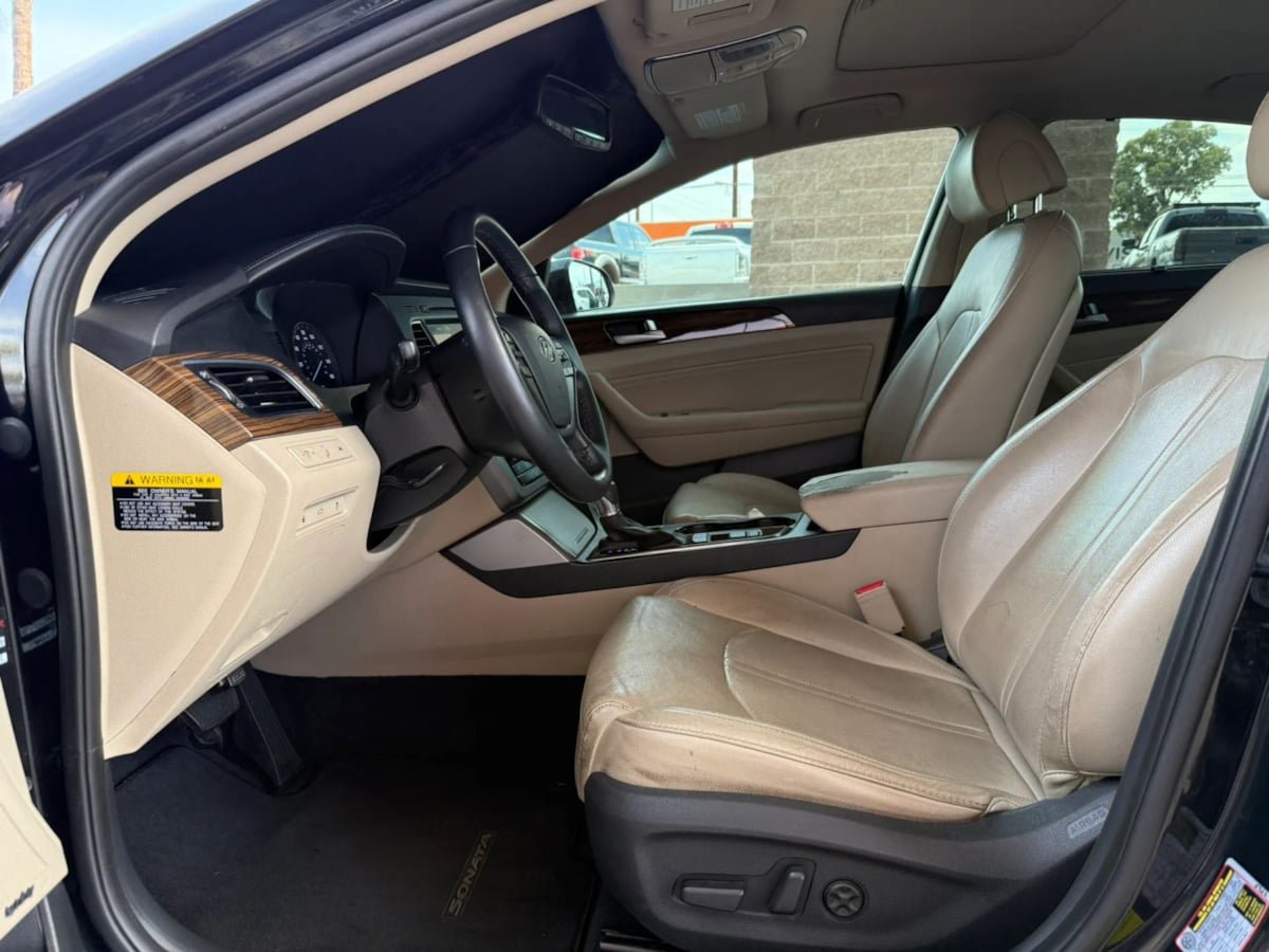 Used 2017 Hyundai Sonata Limited w/ Ultimate Package 04 FWD image 40