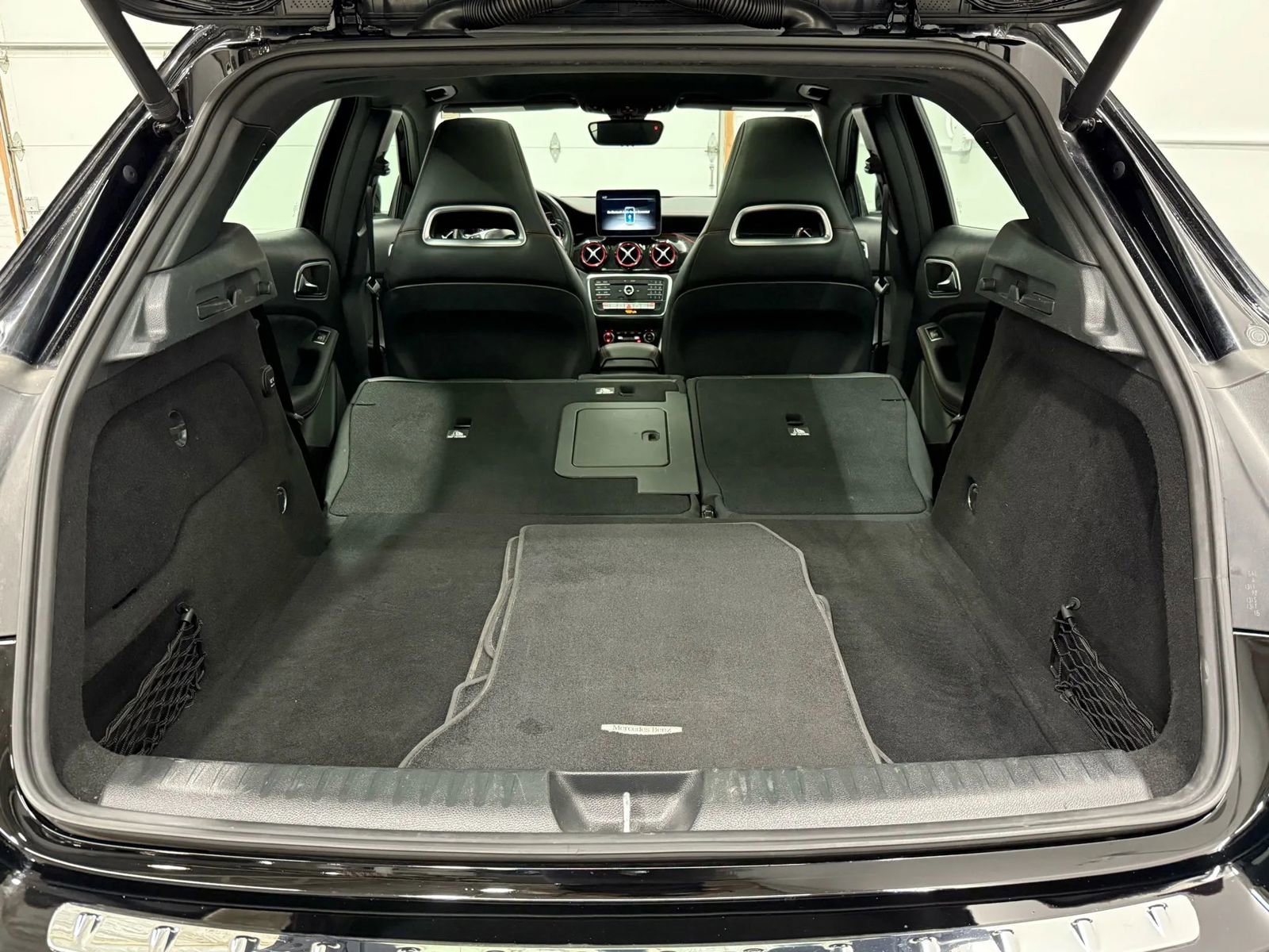 Used 2018 Mercedes-Benz GLA 45 AMG 4MATIC image 43