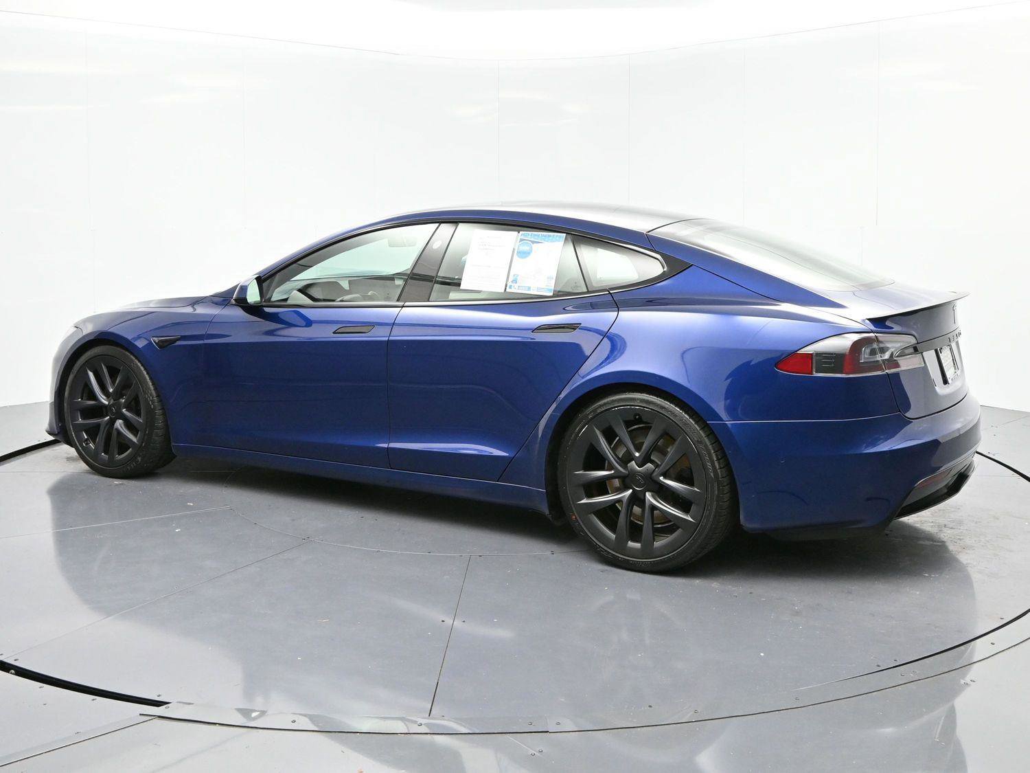 Used 2021 Tesla Model S Plaid image 5