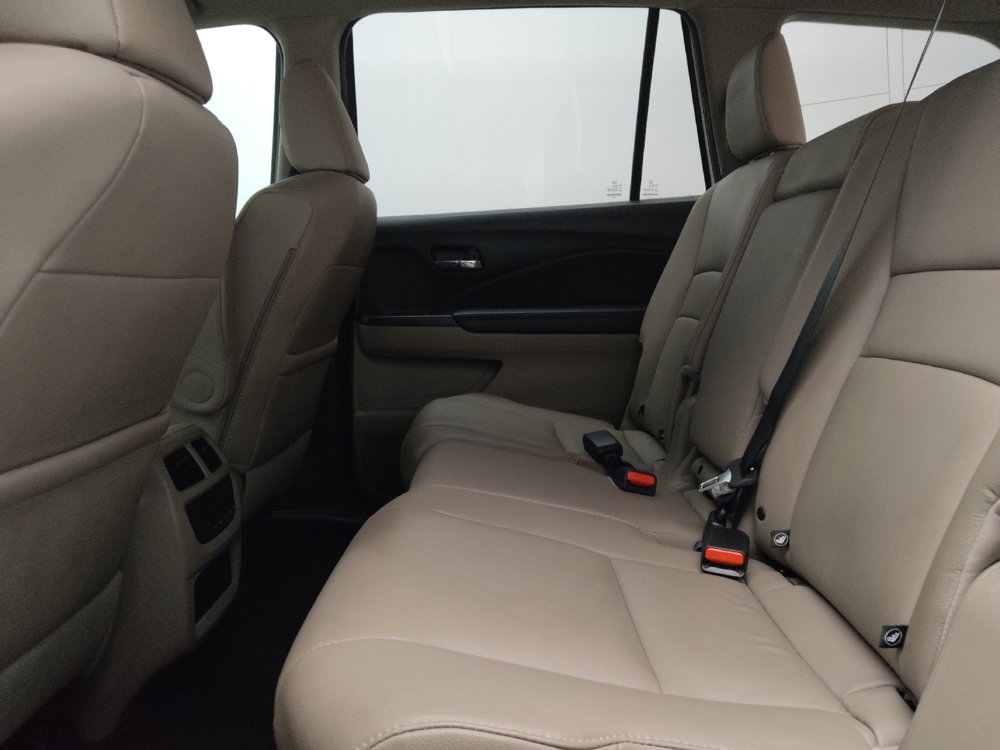 Used 2017 Honda Pilot EX-L image 18