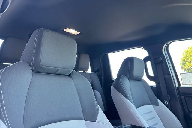 Certified 2025 Toyota Tacoma TRD Off-Road AWD/4WD image 20