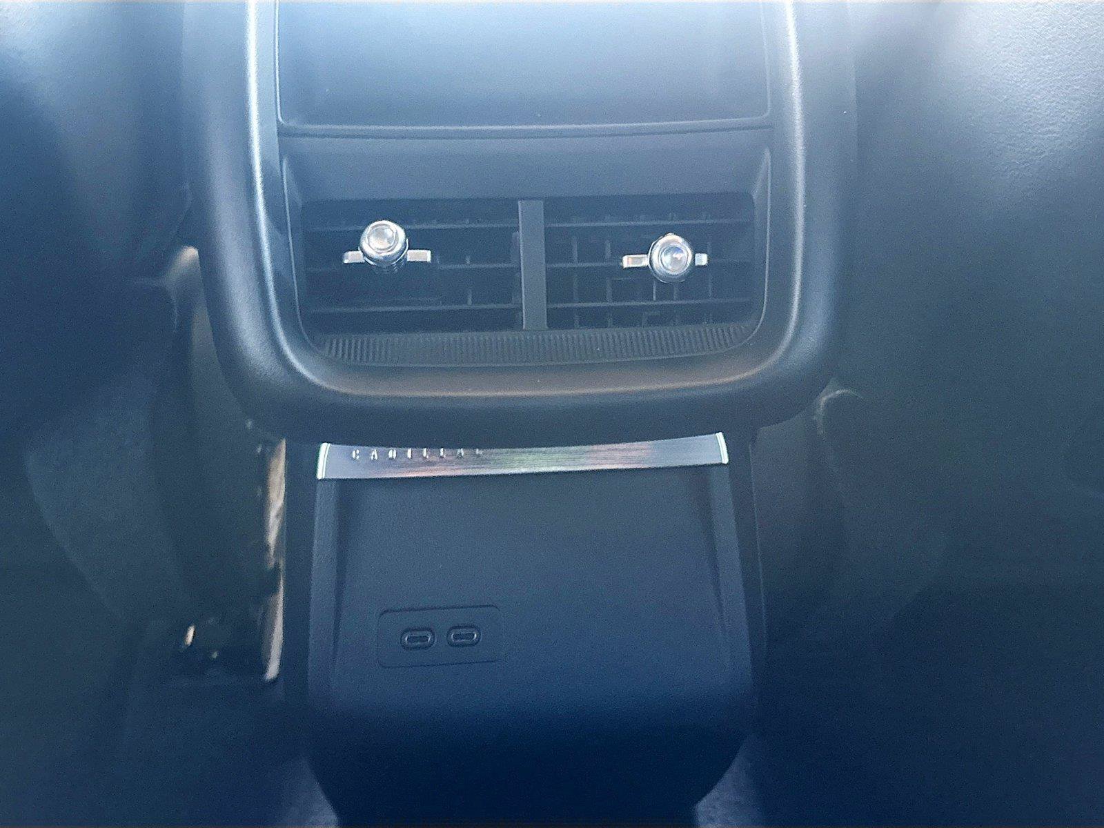 Used 2024 Cadillac Lyriq Tech RWD image 17