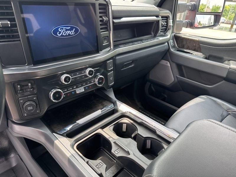 Used 2024 Ford F250 Lariat w/ Chrome Package AWD/4WD image 13