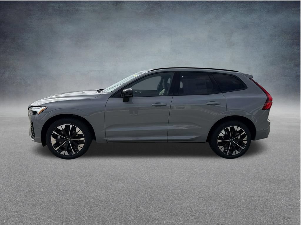 New 2026 Volvo XC60 B5 Plus w/ Climate Package AWD/4WD image 4