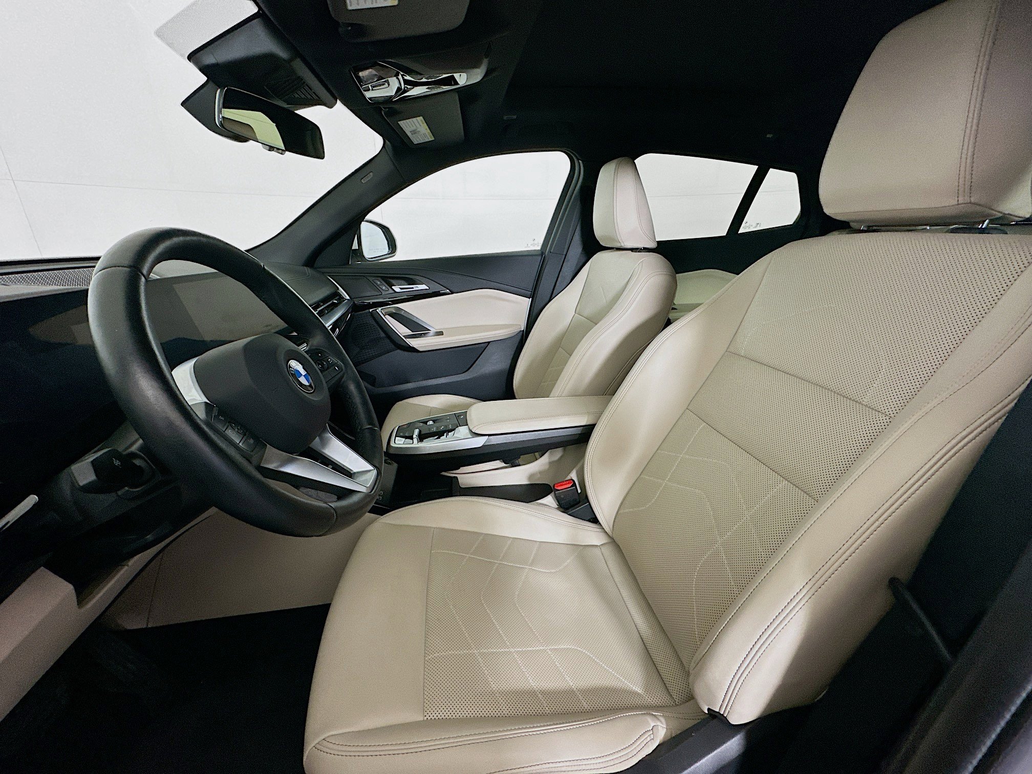 Used 2025 BMW X2 xDrive28i image 13