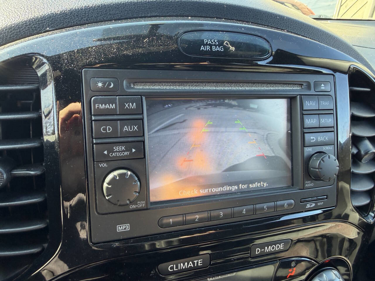 Used 2014 Nissan Juke NISMO w/ Navigation Package image 18