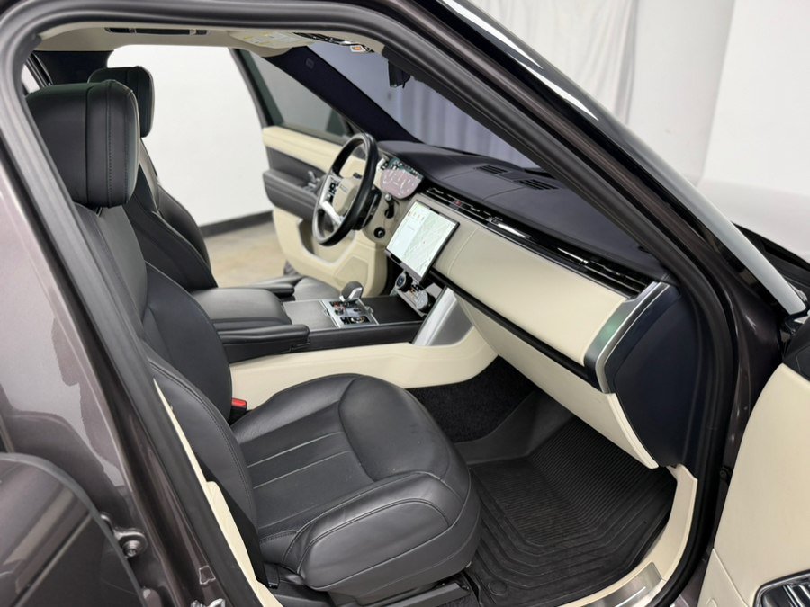 Used 2023 Land Rover Range Rover SE AWD/4WD image 42