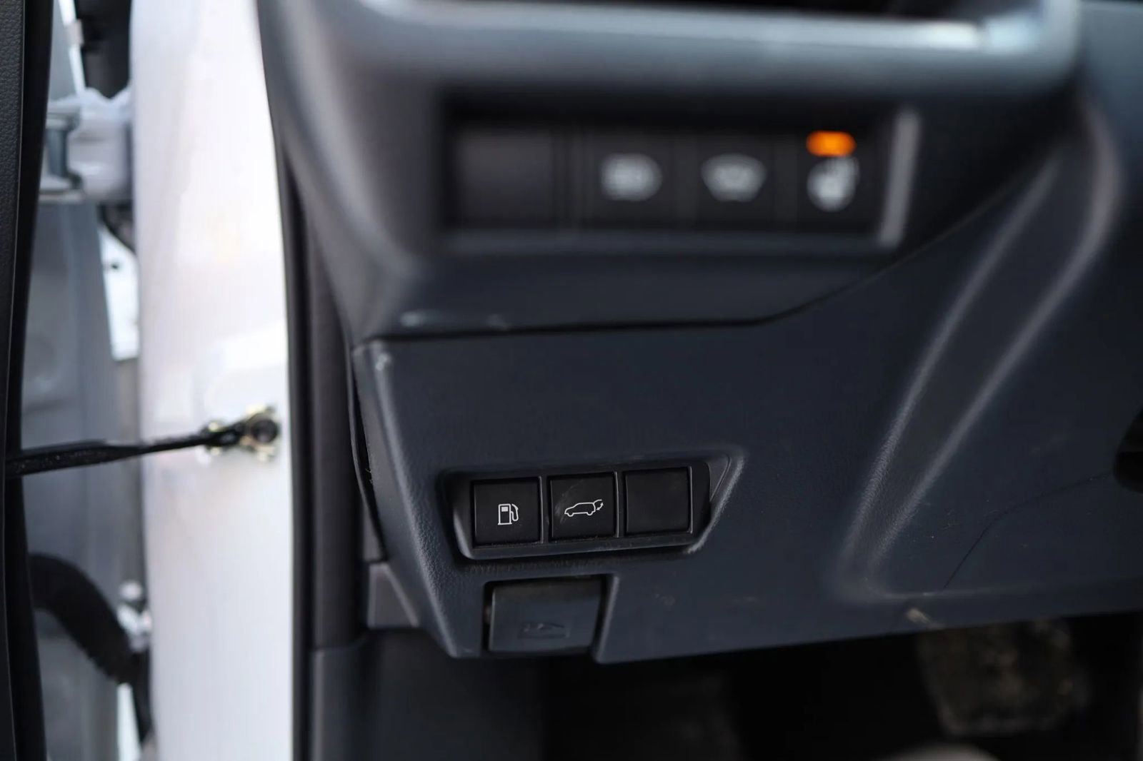 Used 2024 Toyota Prius Limited image 14