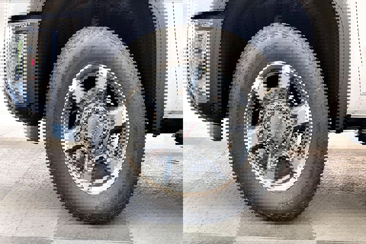 New 2026 GMC Sierra 2500 SLT image 14