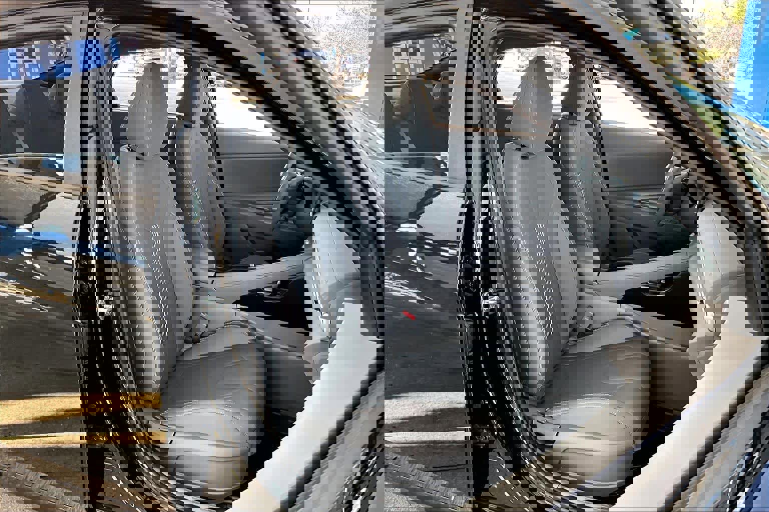 Used 2023 Hyundai Elantra SEL w/ Preferred Accessory Package image 9