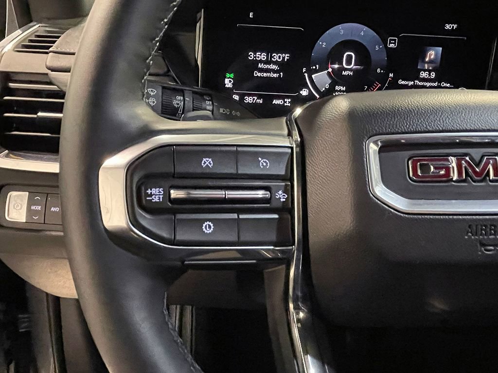 Used 2025 GMC Acadia Elevation image 37