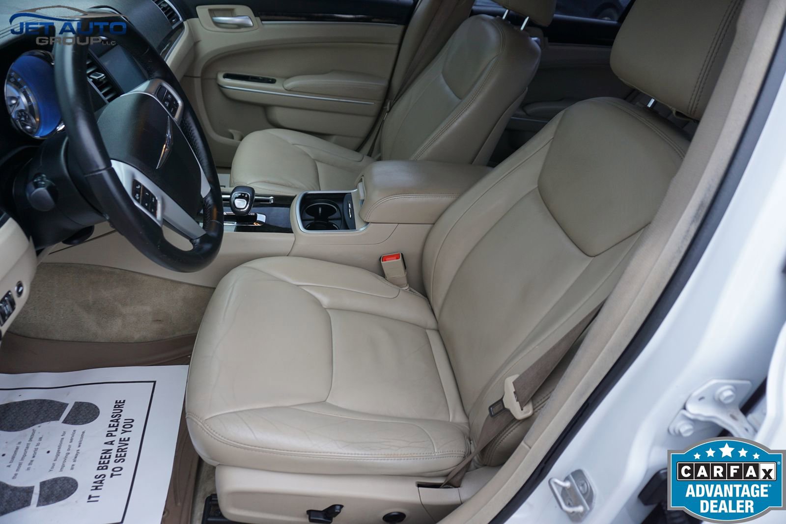 Used 2014 Chrysler 300 AWD w/ Driver Convenience Group image 25