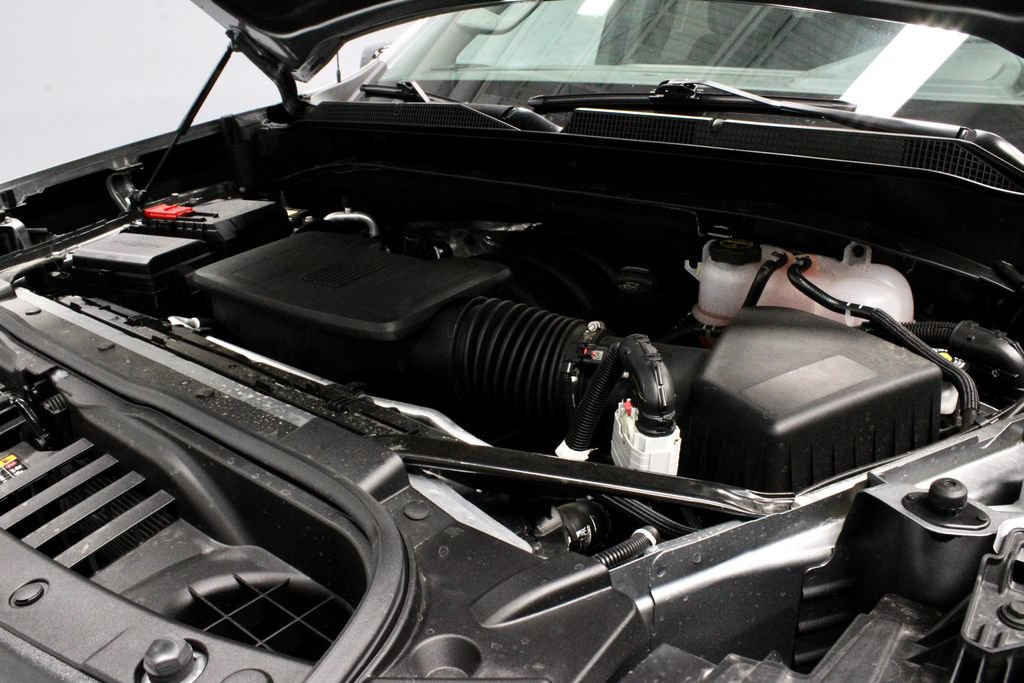 Used 2026 Chevrolet Silverado 1500 RST AWD/4WD image 17