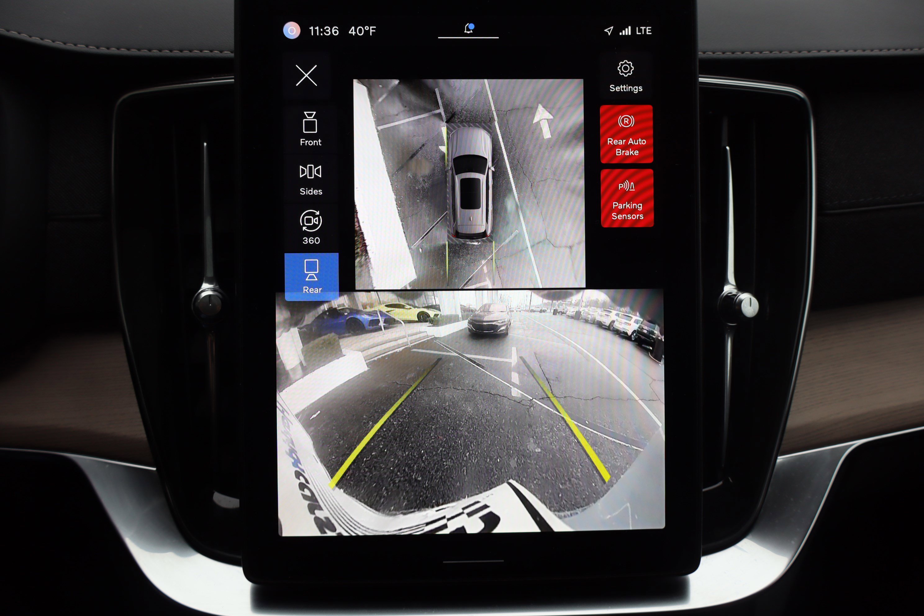 Used 2025 Volvo XC90 B6 Plus image 26