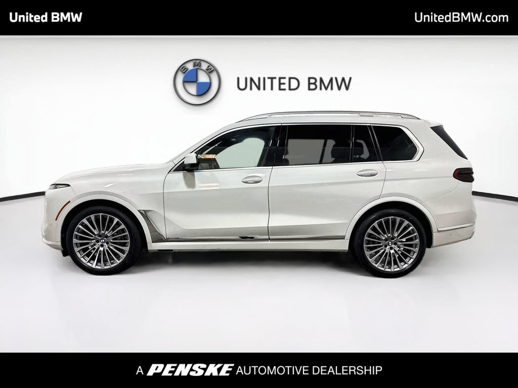 Certified 2025 BMW X7 xDrive40i w/ Parking Assistance Package AWD/4WD image 8