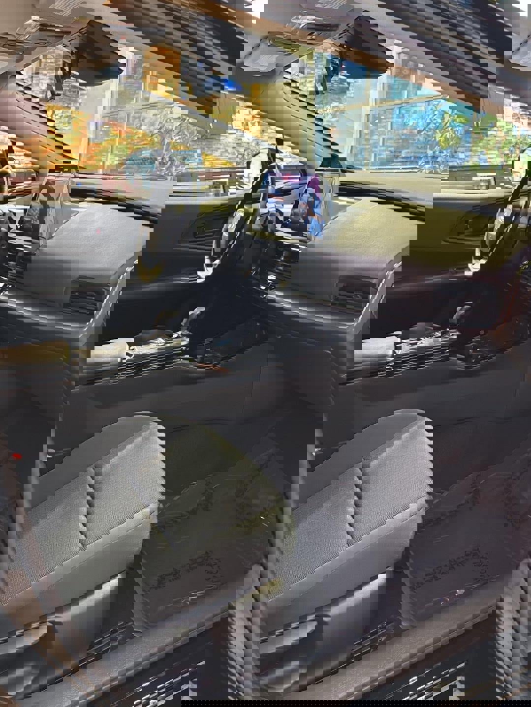 Used 2024 Toyota Prius LE image 20