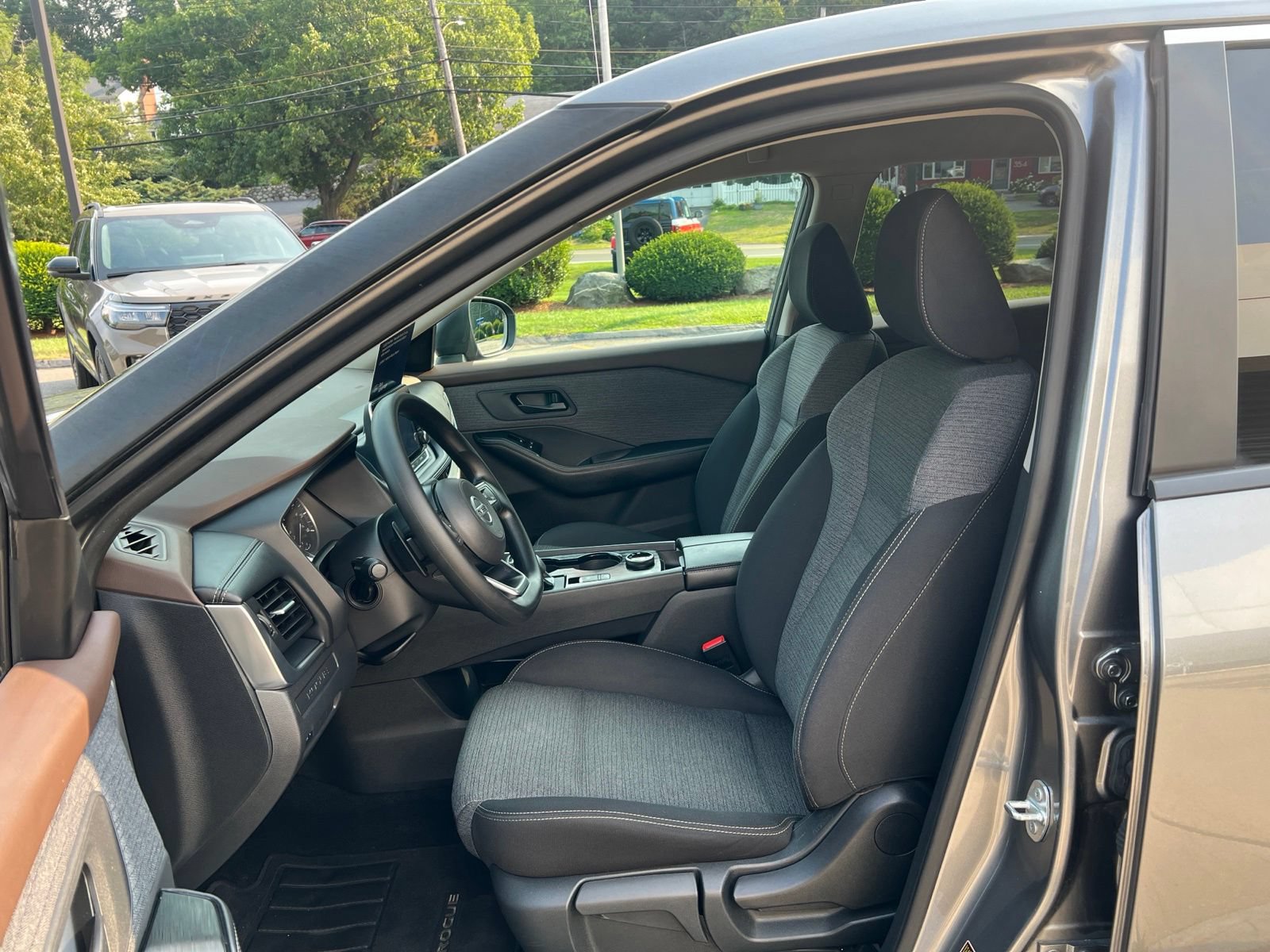 Used 2021 Nissan Rogue S AWD/4WD image 20