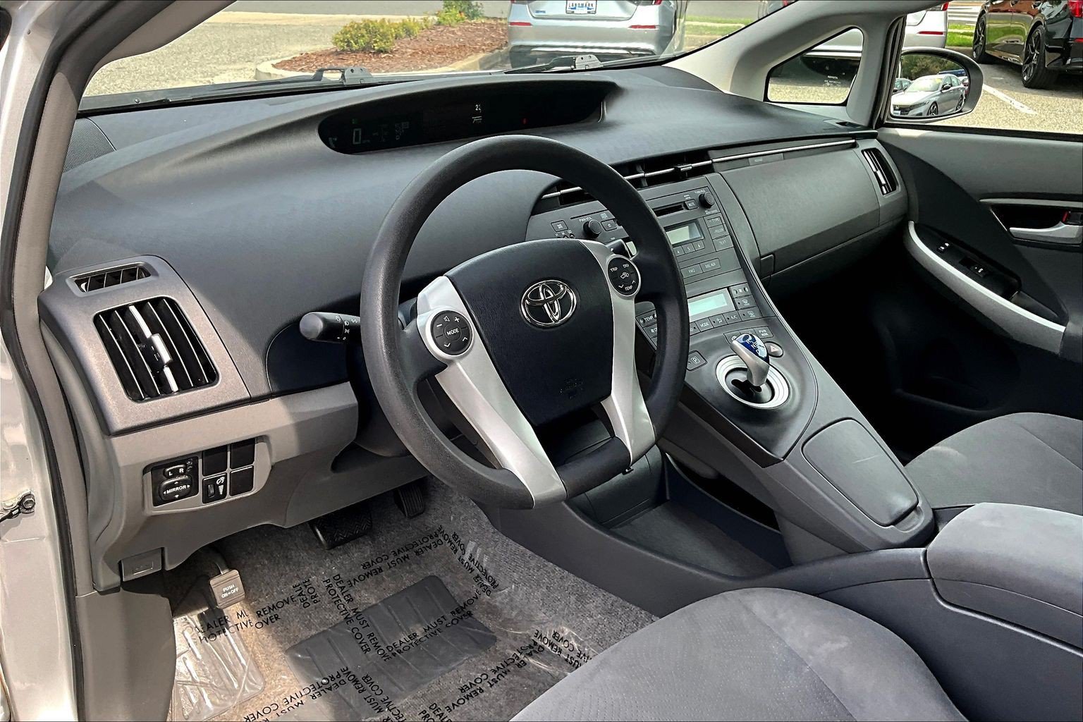 Used 2010 Toyota Prius Two FWD image 12