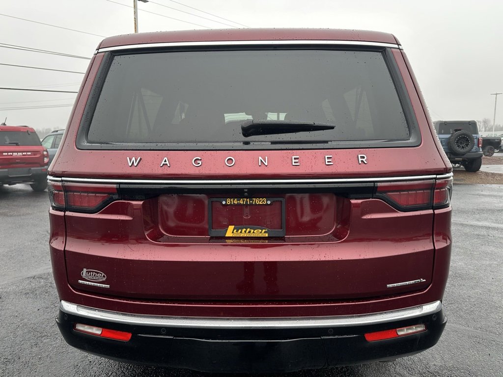 Used 2023 Jeep Wagoneer L Series II image 4