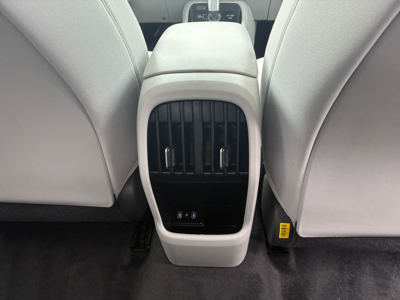 Used 2025 Hyundai Kona SEL image 24