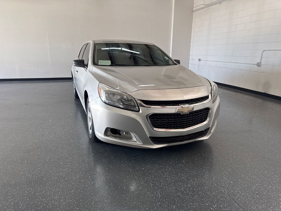 Used 2016 Chevrolet Malibu LS image 2