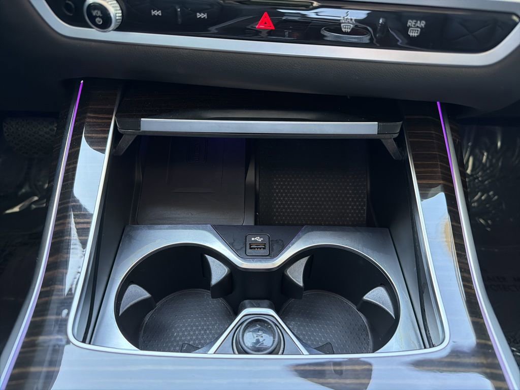 Used 2024 BMW X7 xDrive40i w/ Premium Package image 20