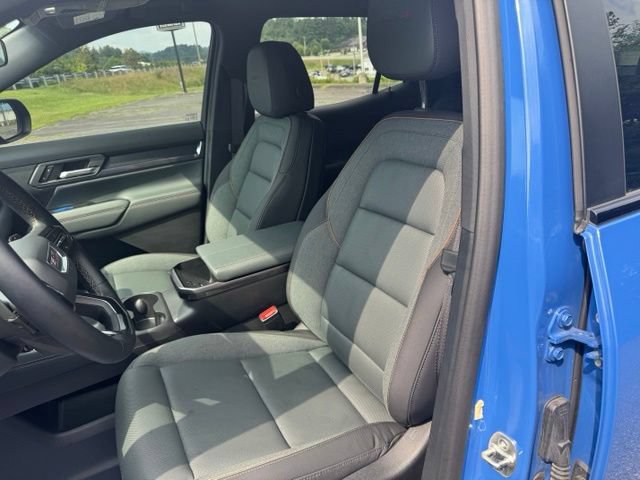New 2026 GMC Terrain AT4 w/ Convenience Package III AWD/4WD image 18