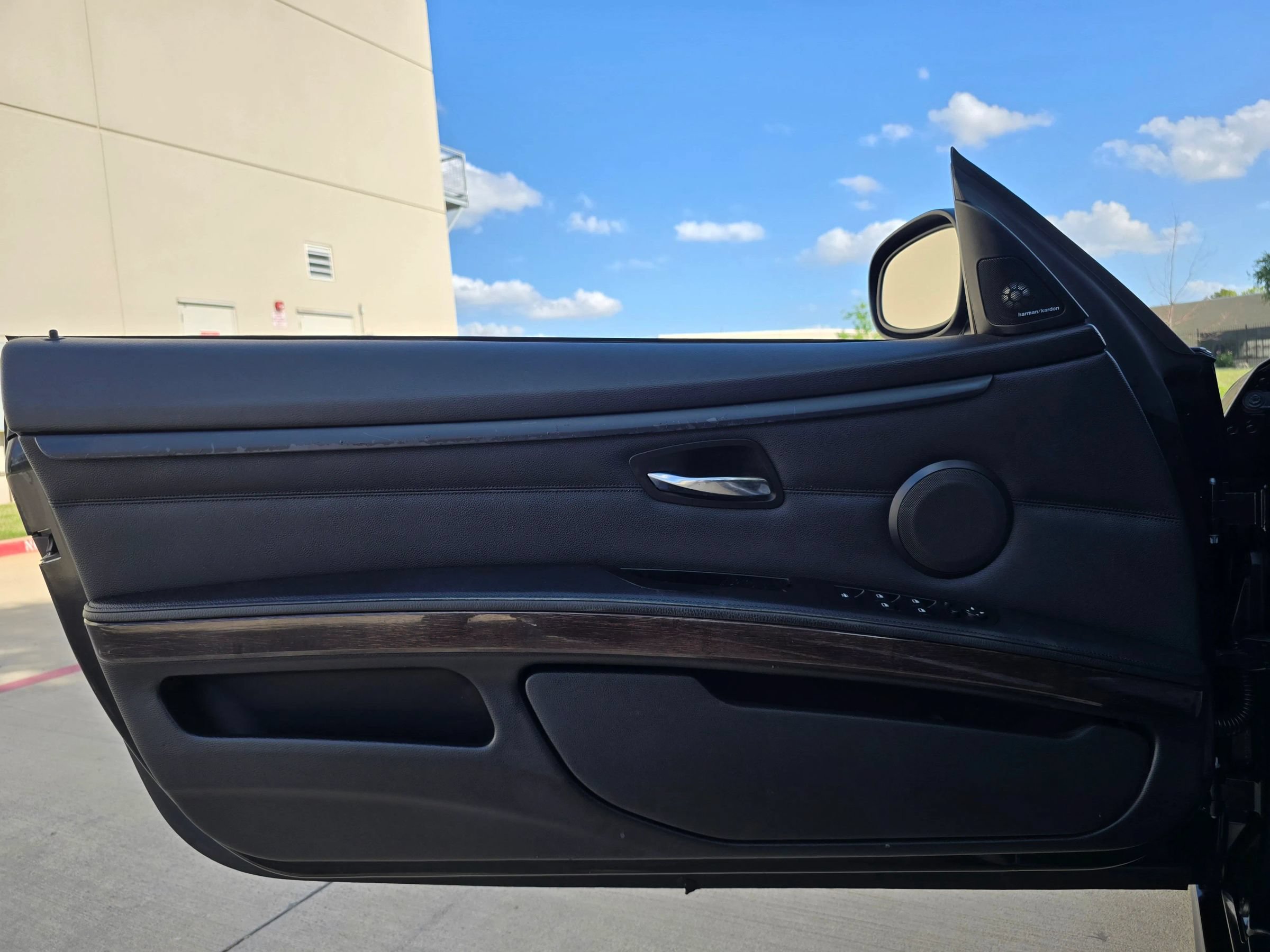 Used 2013 BMW 335i Convertible RWD image 19