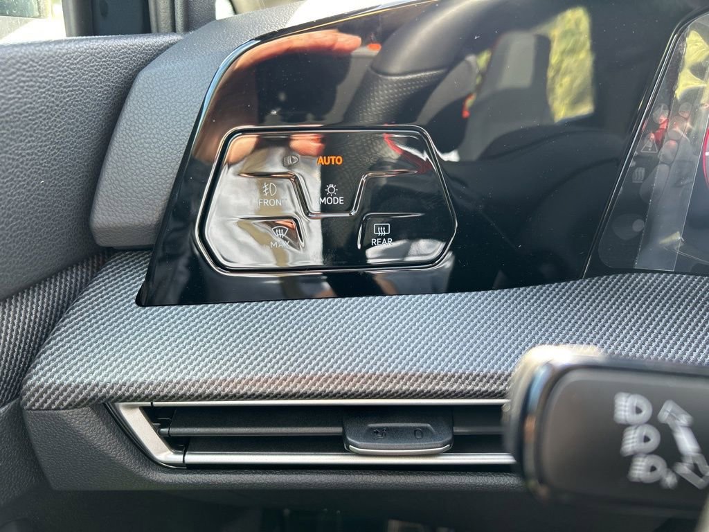 New 2026 Volkswagen GTI SE image 30