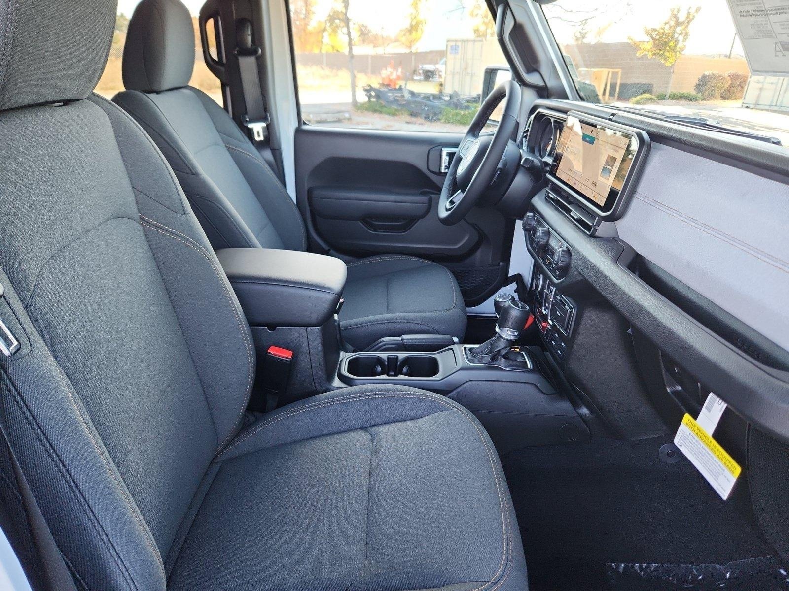 New 2025 Jeep Gladiator Mojave AWD/4WD image 20