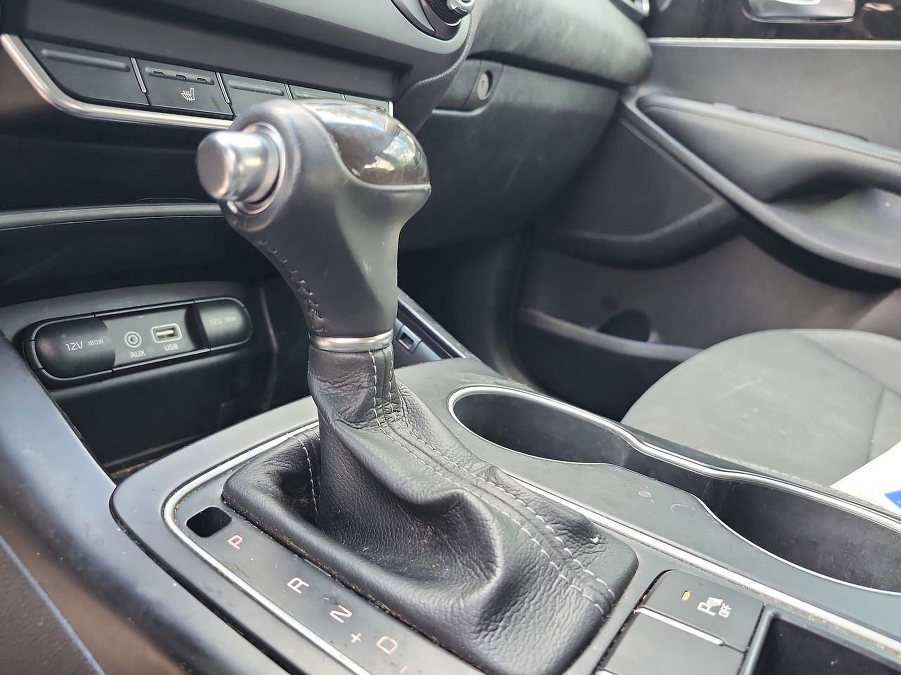 Used 2016 Kia Sorento LX w/ LX Convenience Package image 15