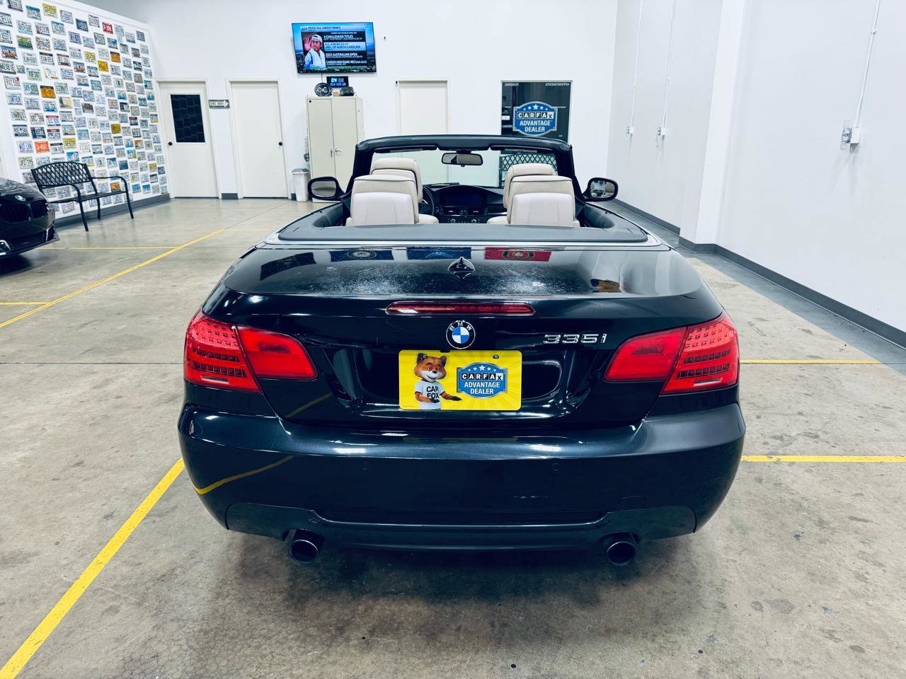 Used 2013 BMW 335i Convertible image 6