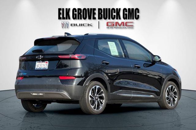 Used 2023 Chevrolet Bolt EUV Premier image 4