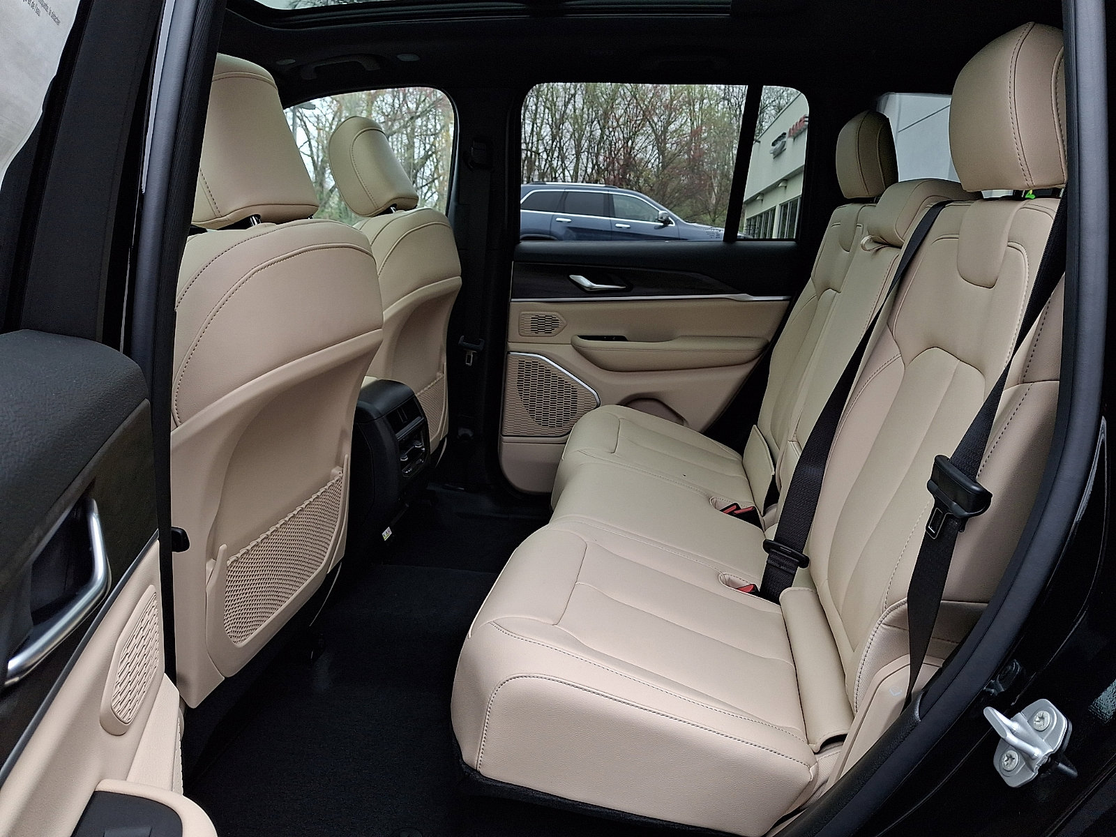 New 2026 Jeep Grand Cherokee Limited image 6