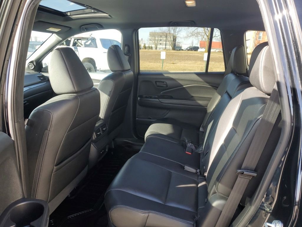 Used 2024 Honda Passport EX-L image 27