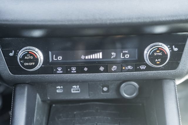 Used 2022 Mitsubishi Outlander SE AWD/4WD image 24
