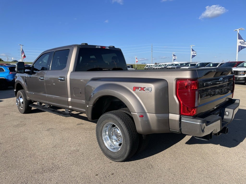 Used 2022 Ford F350 XLT w/ FX4 Off-Road Package image 5