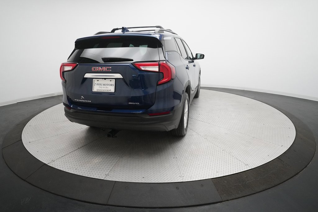 Used 2023 GMC Terrain SLE w/ Driver Convenience Package image 35