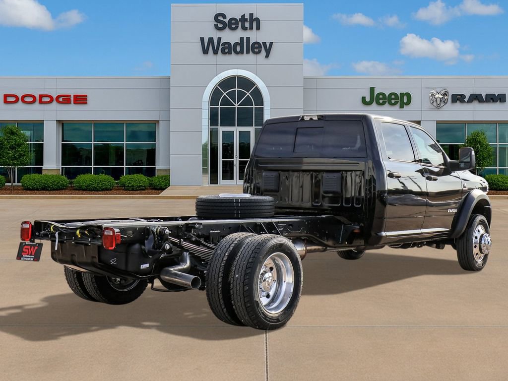 New 2026 RAM 5500 4x4 Crew Cab image 7