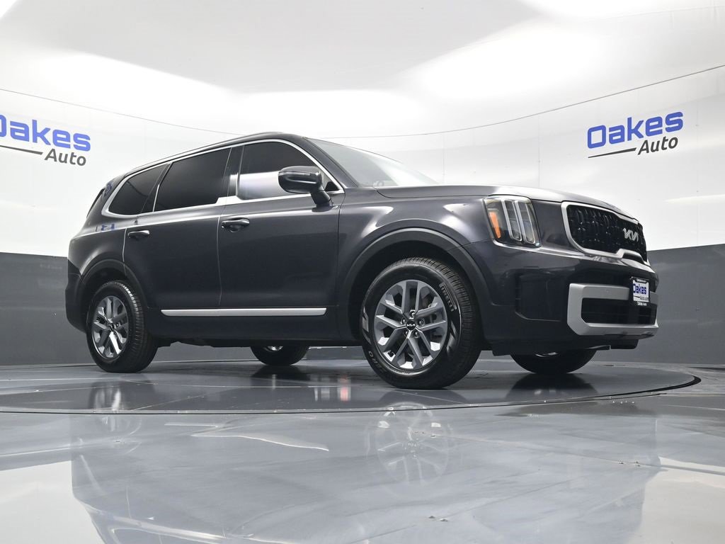 Certified 2025 Kia Telluride EX image 45