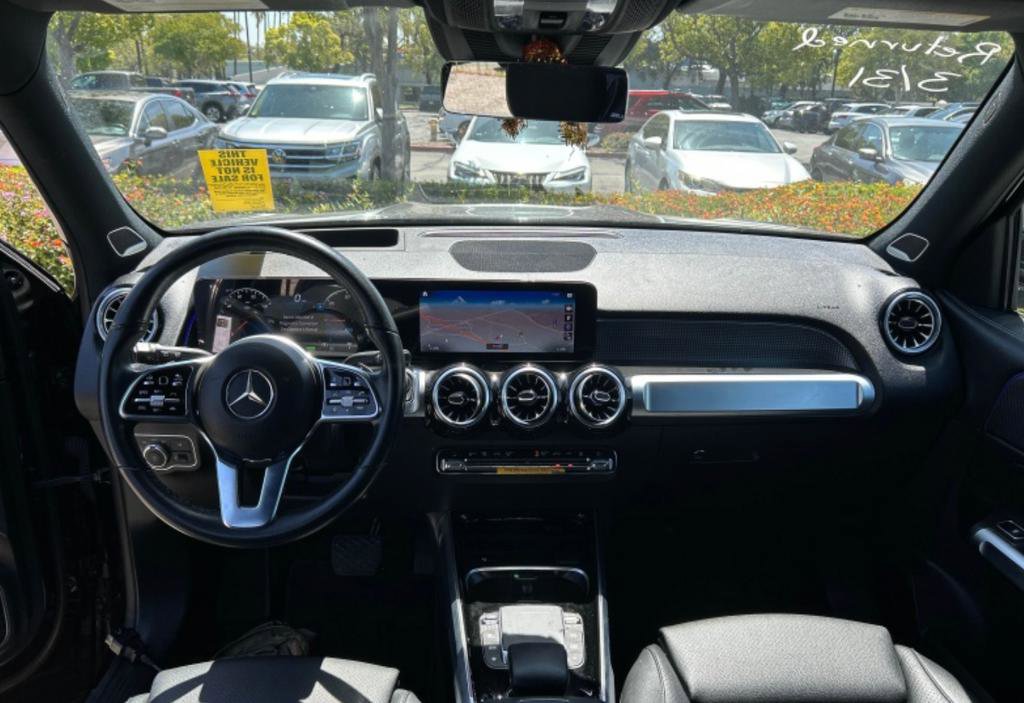 Used 2023 Mercedes-Benz EQB 300 4MATIC image 6