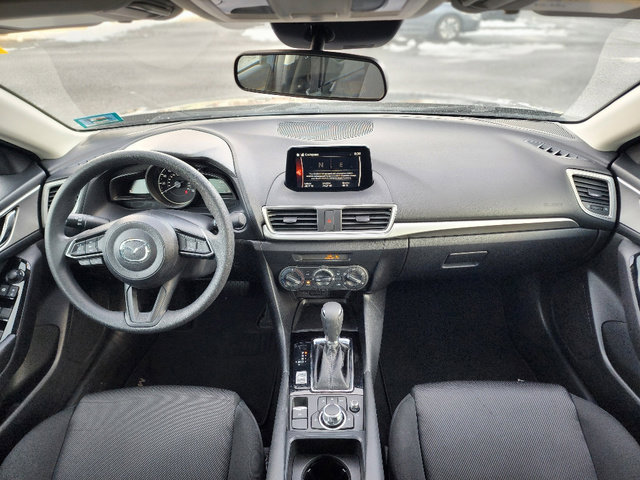 Used 2018 MAZDA MAZDA3 Sport image 2